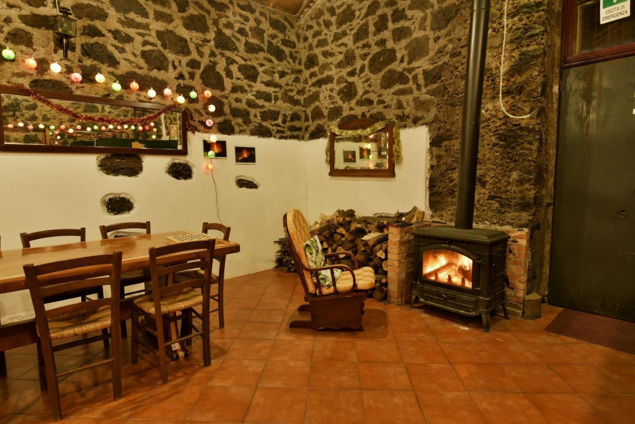 Villa Cirasellaetna à SantʼAlfio Extérieur photo